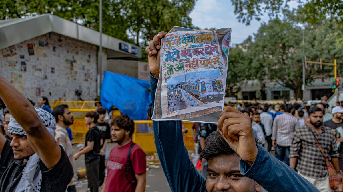 The 'Cockroach' Protest: A Hunger Striker's Stand Against India's Political Rot