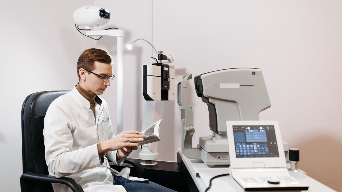 UK's Call for AI Medical Device Overhaul: A 2026 Retrospective on Regulatory Evolution