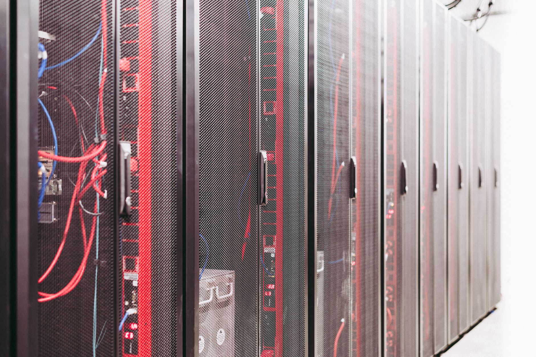 Clean Energy Resources to Meet Data Center Electricity Demand