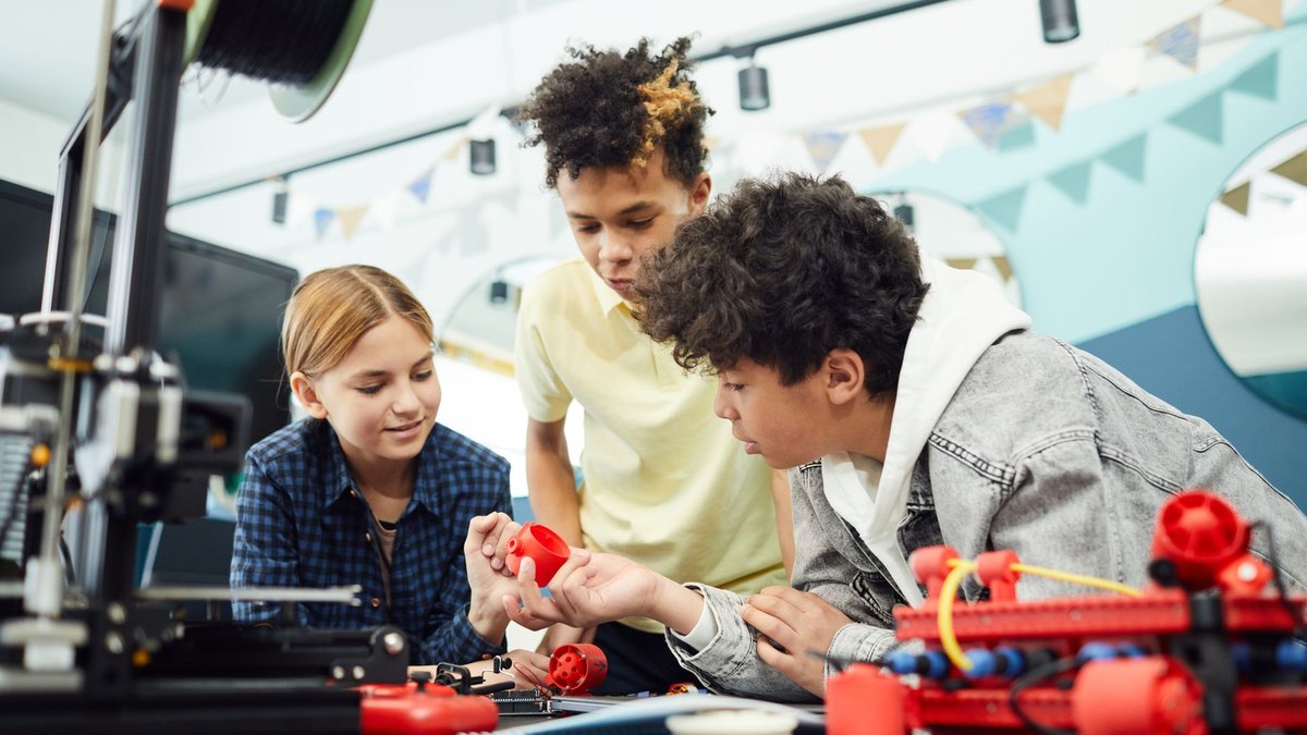 IEEE STEM Series: Fueling Future Tech Leaders in 2026