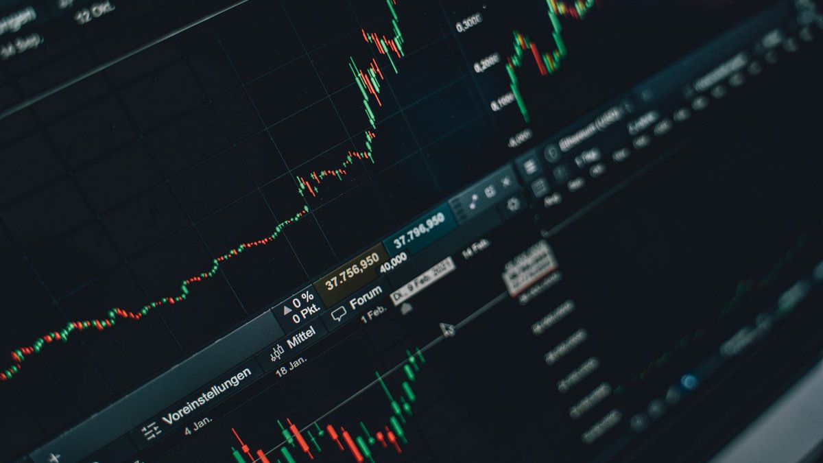 AI ETFs in 2026: Reflecting on Early-Year Investment Outlooks